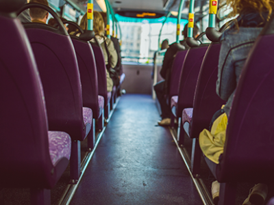 RULOTE ȘI AUTOBUZE